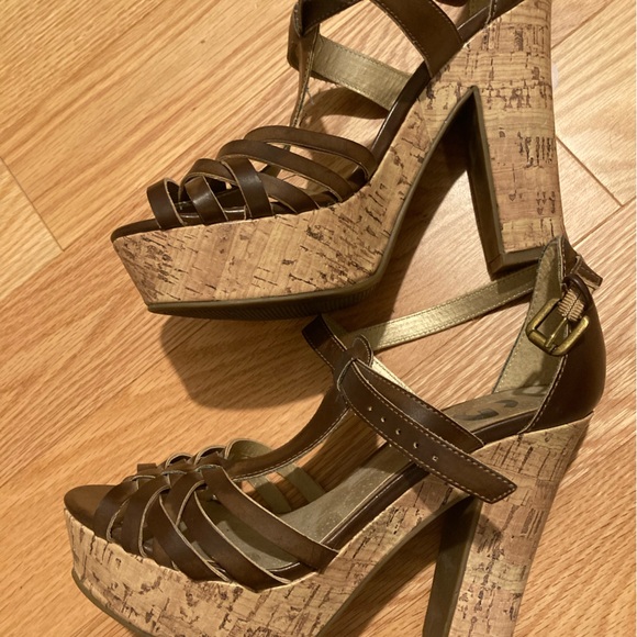 Platform sandals brown size 6 - Picture 2 of 2